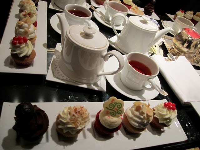 CUPCAKE TEA AT RITZ-CARLTON NYC CUPCAKE TEA AT RITZ-CARLTON NYC
