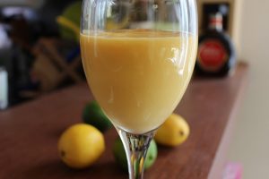 BETTER COCKTAILS: STOLI VANIL MANGO