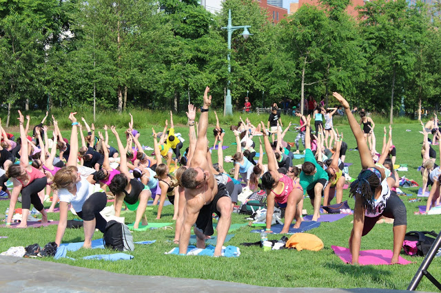 WANDERLUST - YOGA IN THE CITY WANDERLUST - YOGA IN THE CITY