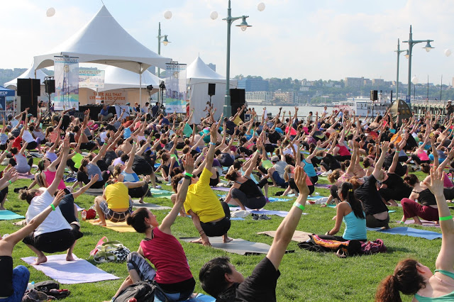 WANDERLUST - YOGA IN THE CITY WANDERLUST - YOGA IN THE CITY