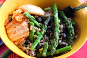 BROWN RICE AND ASPARAGUS BOWL